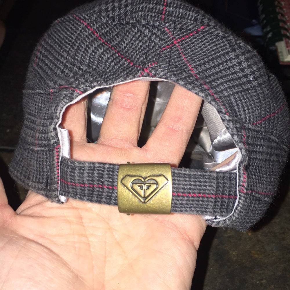 Roxy hat - Picture 3 of 4